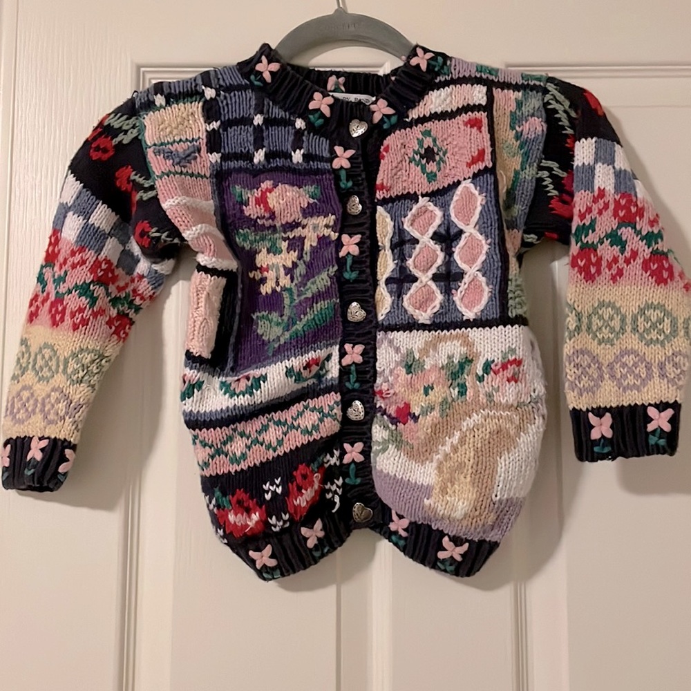 Vintage girls hand knitted sweater/cardigan. Size 4